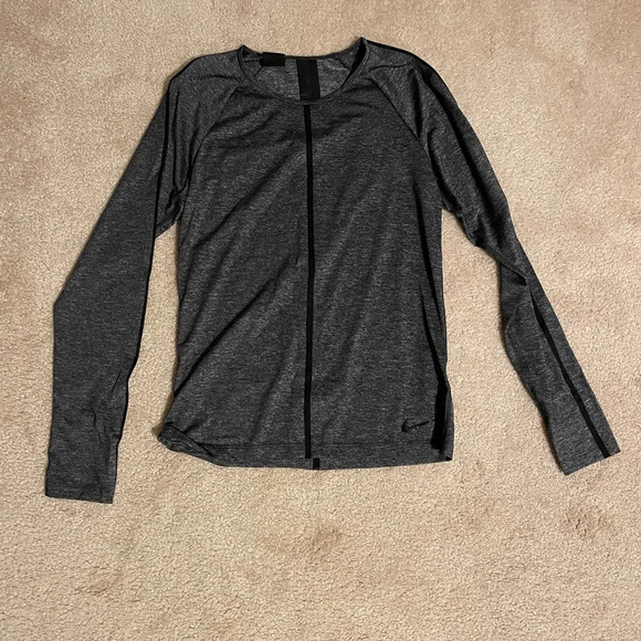 Nike Pro Hypercool shirt - Picture 1 of 4